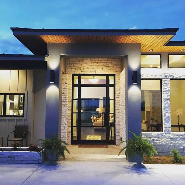 Award-winning 2016 Parade of Homes custom home at Comanche Trace - Kerrville Texas Hill Country - Riverside Home Designs Custom Home Portfolio